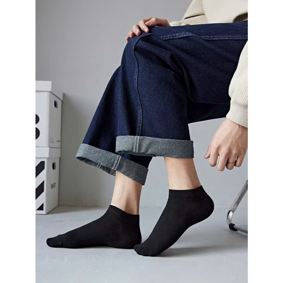 Tất Vớ Nam Nữ Cổ Ngắn Cổ Trung Màu Trơn VSOCKS Dày Dặn Êm Chân Xả Kho Đón Tết Menswear Đen - Ảnh 2